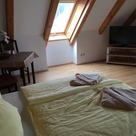 Ferienhaus, Doppelhaushaelfte In Seebad Ahlbeck Heringsdorf  Luaran gambar